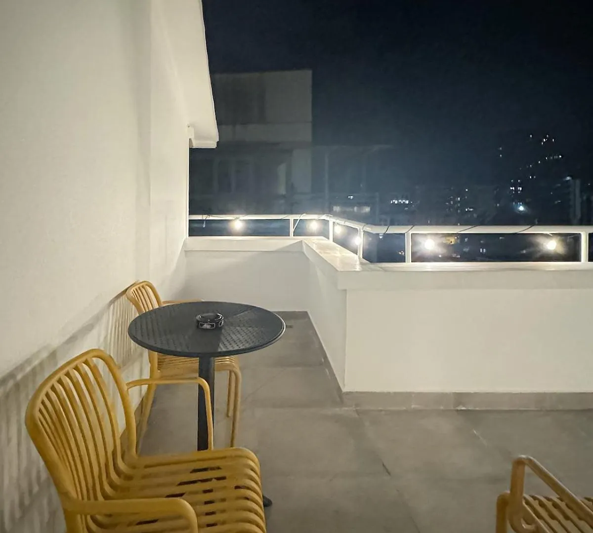 Urban Retreat Daire Tiran Arnavutluk